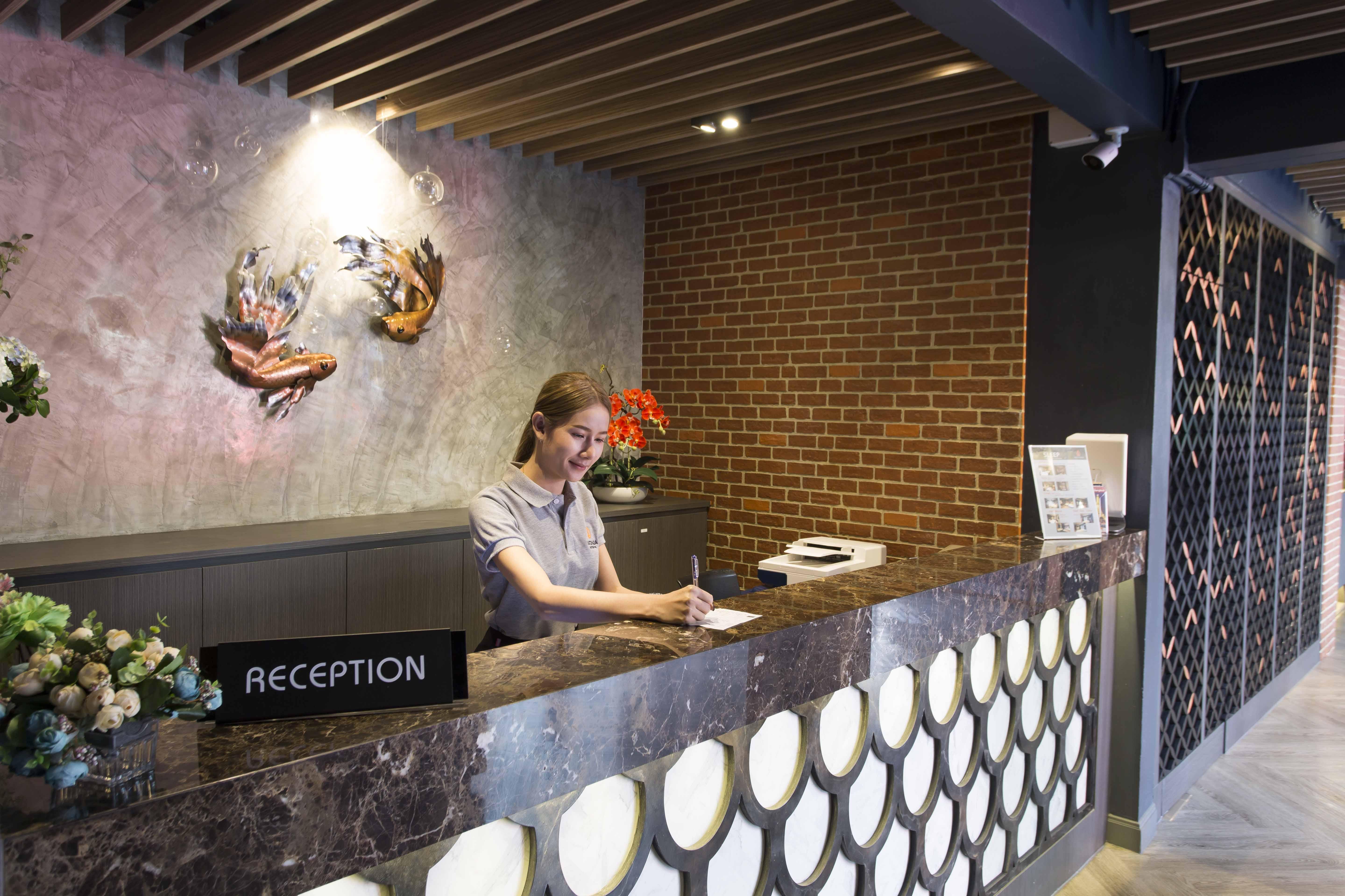 Ratchada Boutique Hotel Бангкок Экстерьер фото