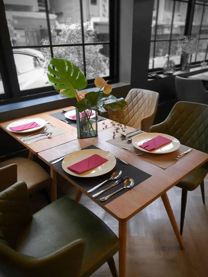 Ratchada Boutique Hotel Бангкок Экстерьер фото